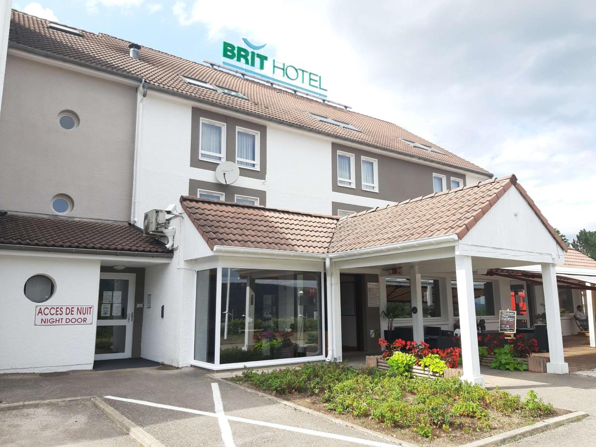 Brit Hotel Besancon L'Horloge Exterior foto